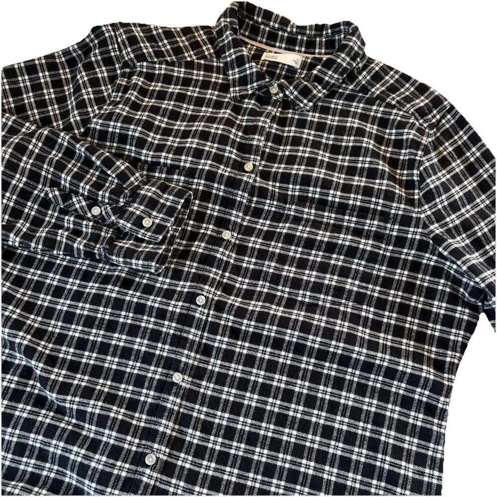 Croft & Barrow Women’s Large Black & White Check Long Sleeve Flannel Shirt